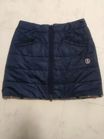 네이비 & 스트라이프 스커트