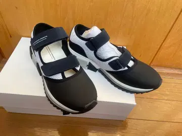 스포츠 샌들 블랙/화이트 벨크로 스트랩