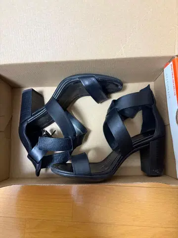 에코 ECCO 샌들 사이즈 36