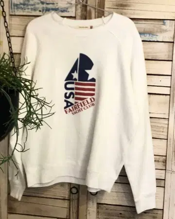 새상품급 GOOD ROCK SPEED 맨투맨 USA 요트 패턴