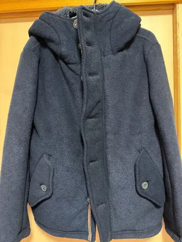 SPICE ISLAND. 네이비 후드 부착 코트