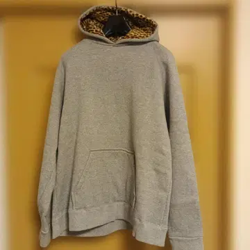 레오파드 무늬 후드티