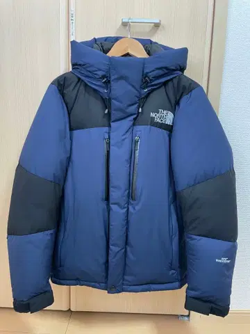 발트로 라이트 자켓 코스믹 블루 ND91710