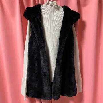 후드 부착 베스트 블랙 에코퍼