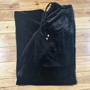 ZARA 블랙 벨벳 팬츠 S