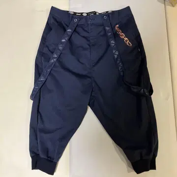 glamb x 죠죠의 기묘한 모험 죠타로 팬츠