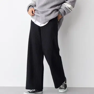 anyfee 빅 사이즈 웜 터치 깔끔한 세미 와이드 니트 팬츠 블랙