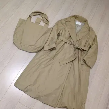 투모로우랜드 보르지 파데드 타프타 벨티드 코트 36