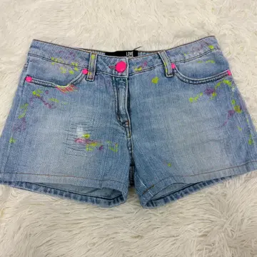 [ 새상품급 ] LOVE MOSCHINO 사이즈 38 숏팬츠 000235