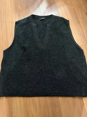 OURHOME 알파카 혼방 워셔블 니트 베스트 차콜 블랙