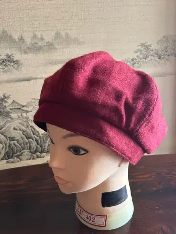 버건디 색상 울 베레모