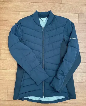 테일러메이드 골프 여성용 다운 자켓