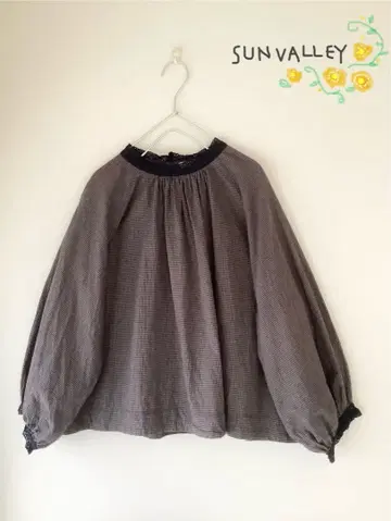 선밸리 SUNVALLEY 블라우스 볼륨 벌룬 돌먼 면 모