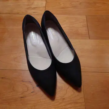 oriental trafgic 블랙 스틸레토 펌프스