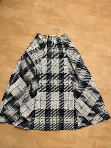 스나이델 로빙 체크 스커트