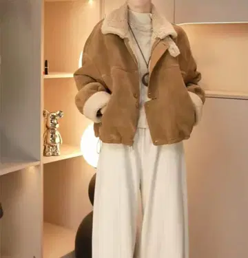 연말 세일 4699에서 단 한 장 3999 브라운 무스탕 코트 카라 부착