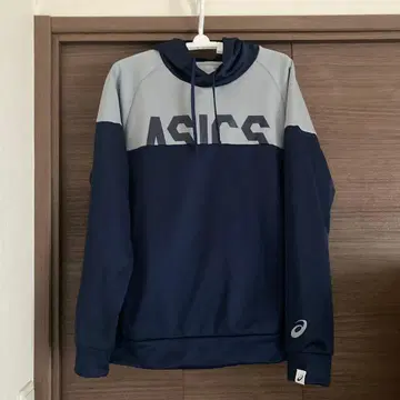 ASICS 후드 부착 후드티 네이비/그레이