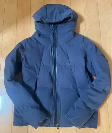 데상트 올마운틴 마운테니아 남성용 M