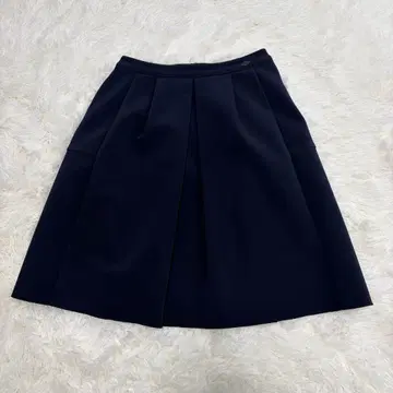 새상품급 FOXEY NEWYORK 폭시 플레어 스커트 네이비