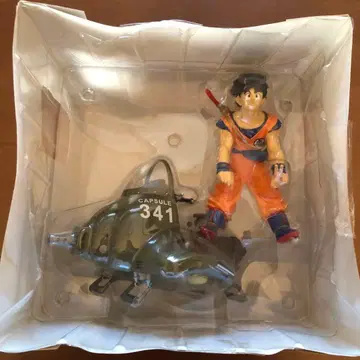 제일복권 드래곤볼 Z 캡슐 코퍼레이션 & 메카 피규어