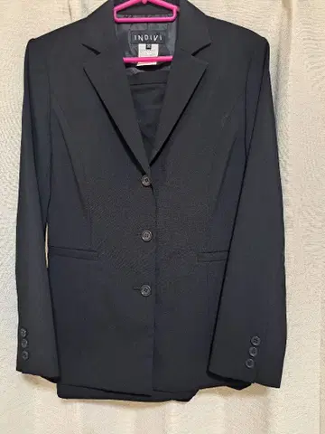 새상품급 INDIVI 비즈니스 자켓 스커트 포함