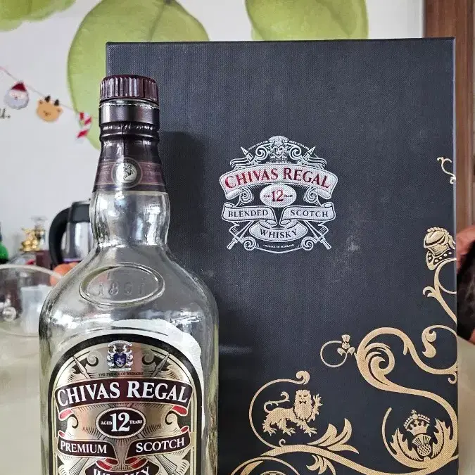 시바스리갈 12년산 스카치 위스키 (케이스 포함) 구형 빈병 인테리어용