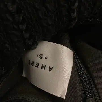 LUXURY BALLON HEM CUT DRESS 블랙 M 사이즈