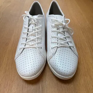 새상품 REGAL 스니커즈 24.5cm