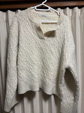 niko and - 아이보리 케이블 니트 긴소매