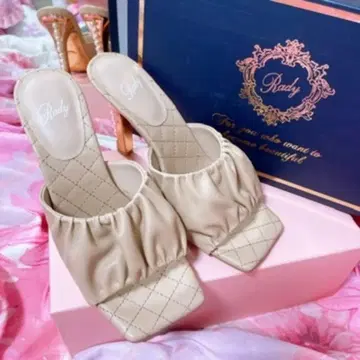 Rady 베이지 디자인 샌들