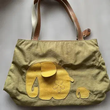 IBIZA 코끼리 자수 올리브 그린 토트백