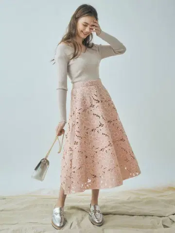 머큐리 듀오 플라워 레이스 플레어 스커트