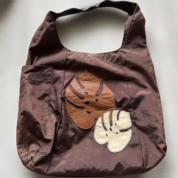 IBIZA 몬스테라 자수 토트백 브라운