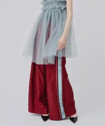 LA BELLE ETUDE 튤 디자인 메탈릭 사이드 라인 팬츠