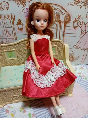 2대 리카짱 인형 본체 빨간색 드레스