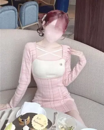 하니뮤 체크 타이트 니트 원피스