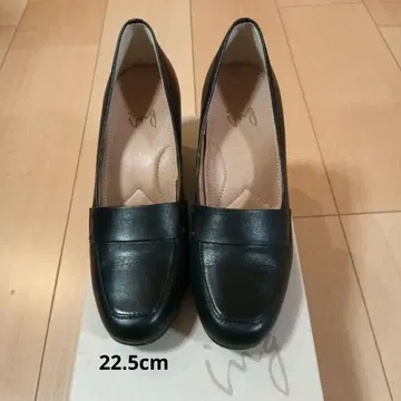 ing 블랙 가죽 하이힐 펌프스 22.5cm