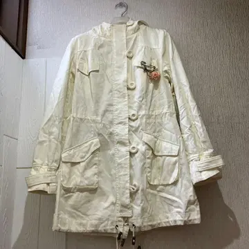 리즈리사 모즈 코트 화이트