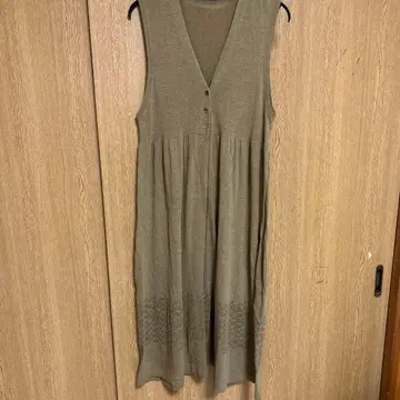 comme une femme 코무안팜 올리브 그린 베스트