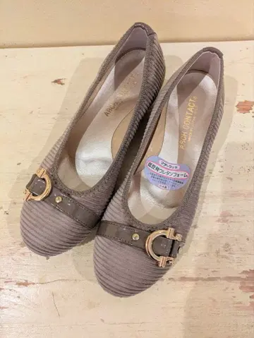 ARCH CONTACT 펌프스 미사용 새상품