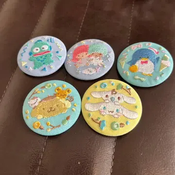 산리오 자수 캔뱃지 5종 세트 한교동 키키라라 샘 푸딩 새상품급