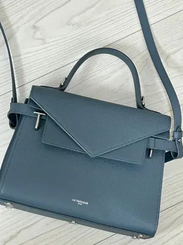 LE TANNURE 르타누아 백