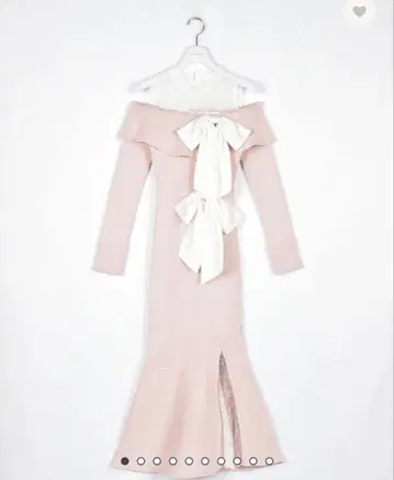 evelyn 리본 오프숄더 머메이드 원피스