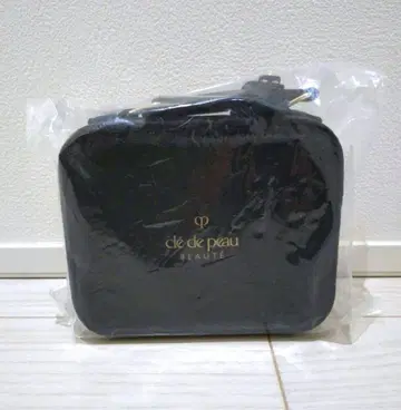 끌레드뽀보떼 오리지널 파우치