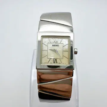 새상품급 가동품 SEIKO 세이코 여성용 손목시계 쉘 다이얼 실버