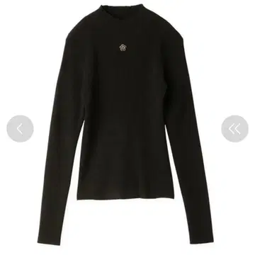 릴리 브라운 메리 퀀트 하이넥 니트