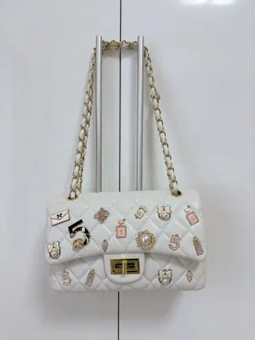 미사용 새상품! 비쥬 포함 화이트 숄더백