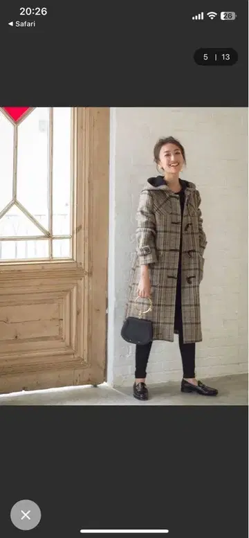 체크 무늬 더플 롱 코트 (후드 부착)