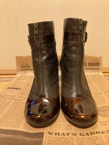 천연 가죽 숏부츠 ( MADE IN SPAIN 사이즈 40 )