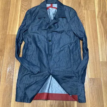 ESEMPLARE 다크 블루 스텐카라 코트 빨간색 안감